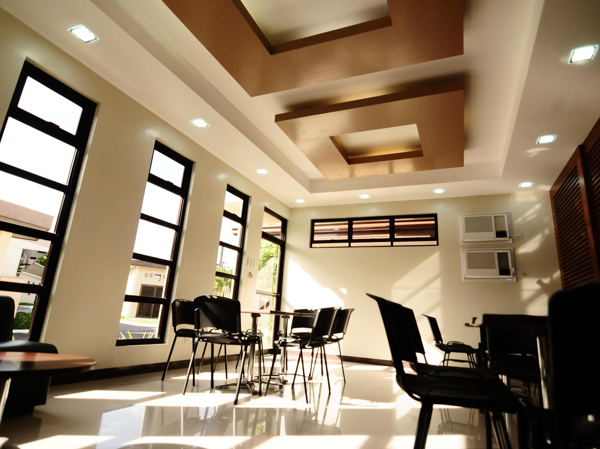 Neuhaus Inn Legazpi Zewnętrze zdjęcie